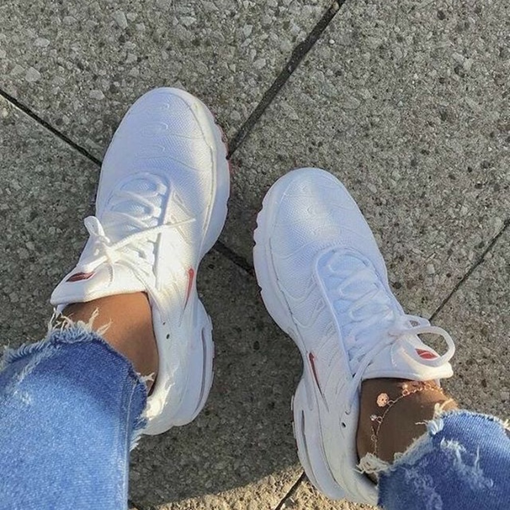 Meet your Posher, Mayraa